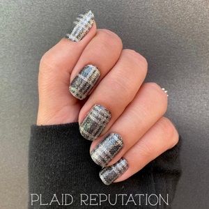 Retired Color Street Nail Strips - Plaid Reputation